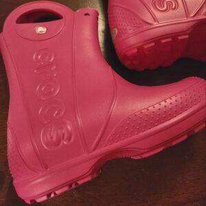 Crocs Handle It Boots, size Junior 1, New With Tags